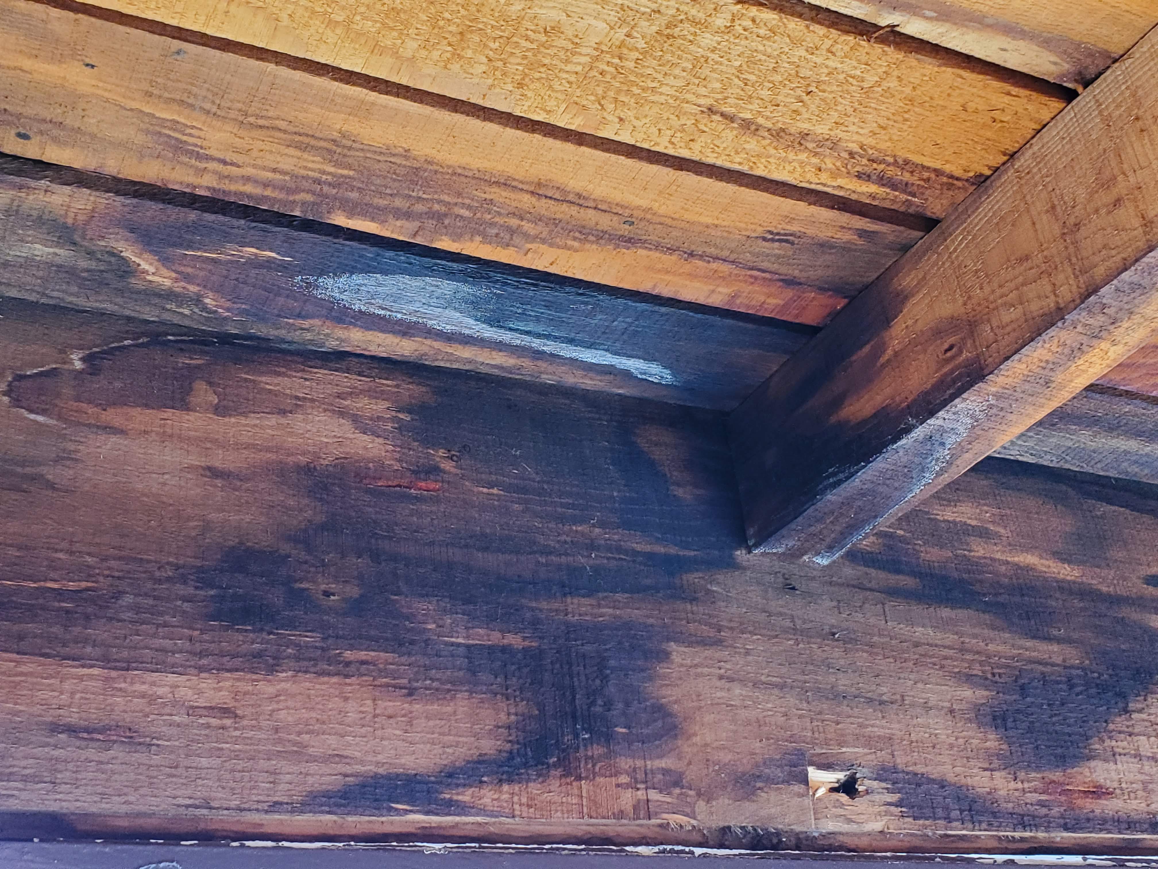 屋根周りの工事前3